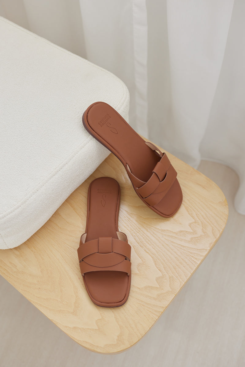 Ruka Sliders in Coffee - Image 5
