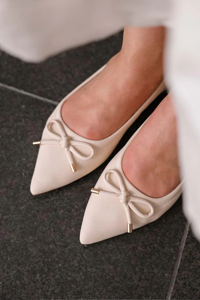 Rumi Bow Flats in Cream - Image 4