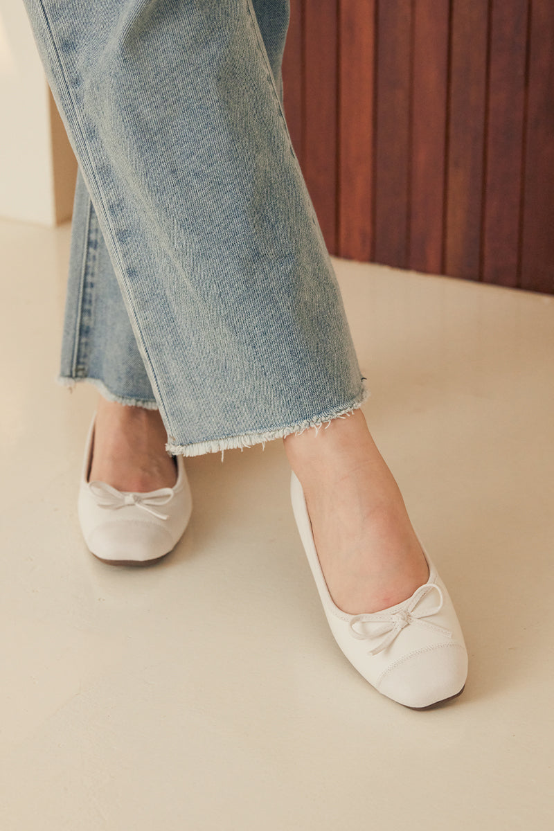 Solene Duo Ballet Flats in Cream - Image 3