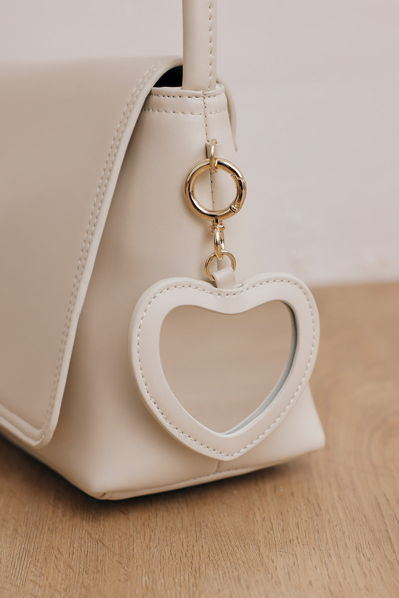 Sydney Shoulder Bag in Cream - Image 5