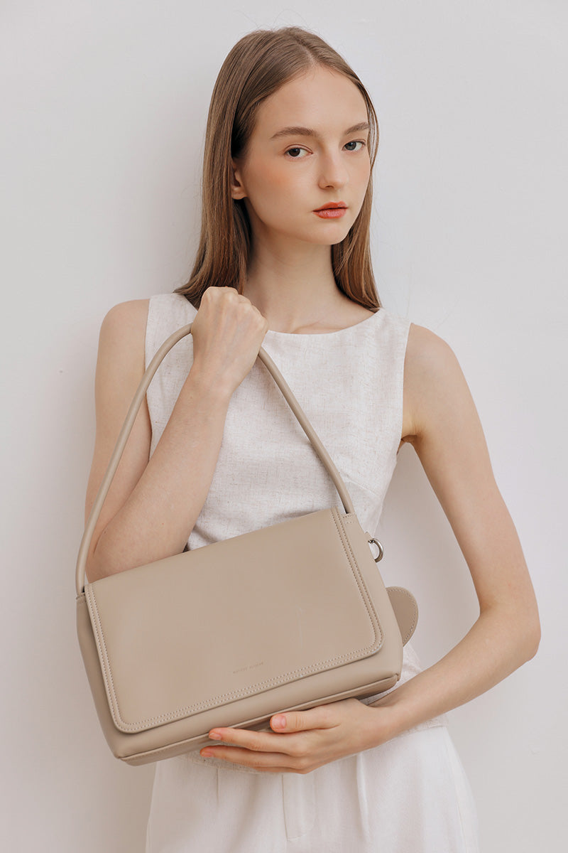 Sydney Shoulder Bag in Taupe - Image 5