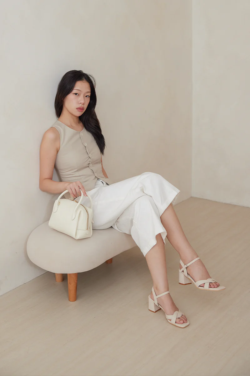 Thoren Sandal Heels in Waterproof Linen - Image 4