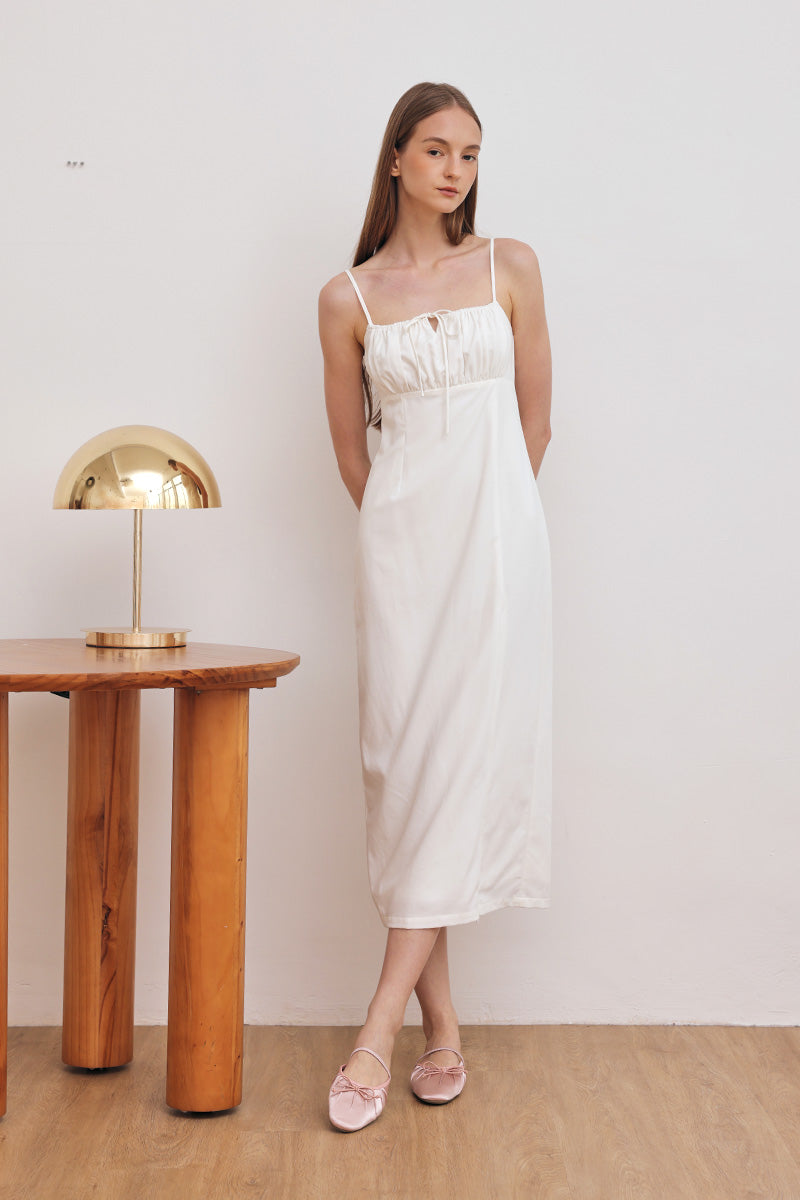 Vetta Bow Slip-On Mule in Blush - Image 3