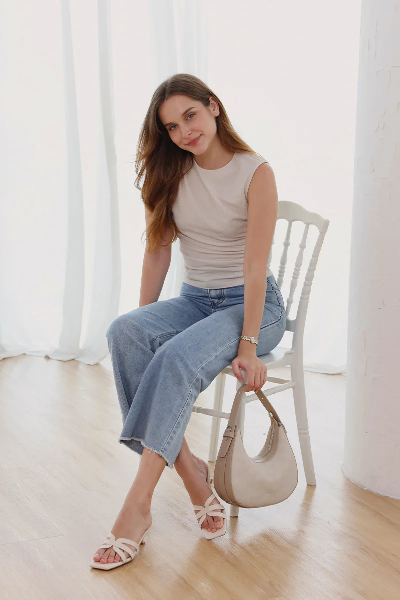 Vivelle Kitten Heels in Cream - Image 3