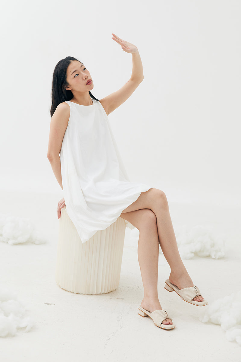 Willette Cloud Heels in Waterproof Linen - Image 5