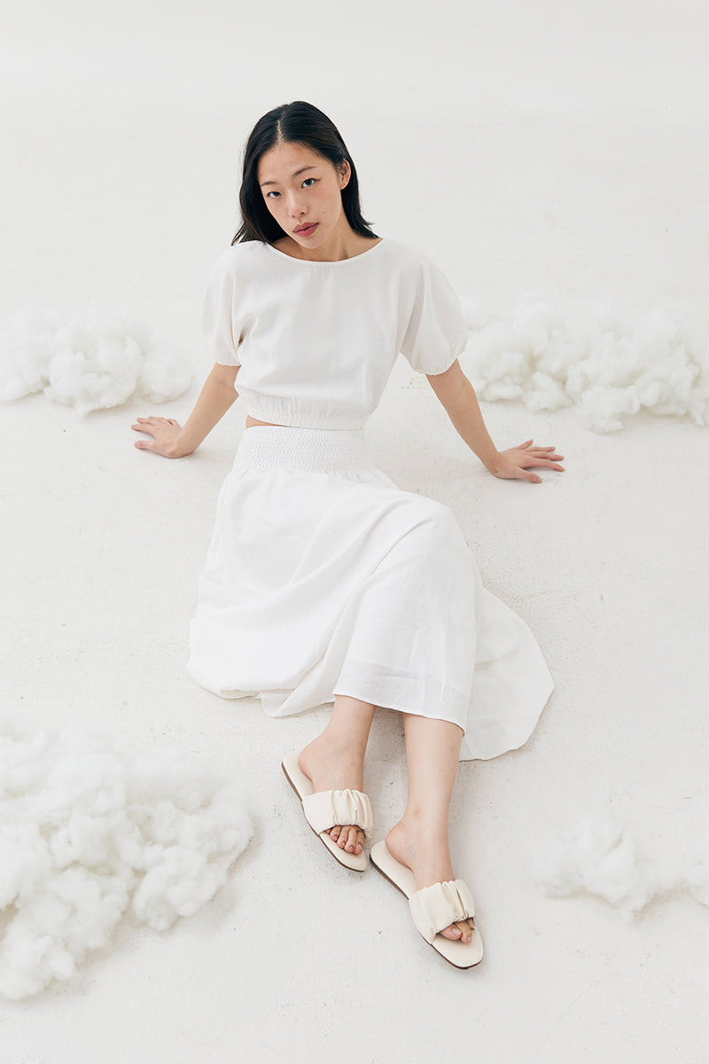 Willow Cloud Sliders in Cream - Image 4
