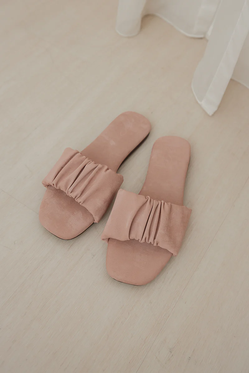 Willow Cloud Sliders in Rose Waterproof Satin - Image 2