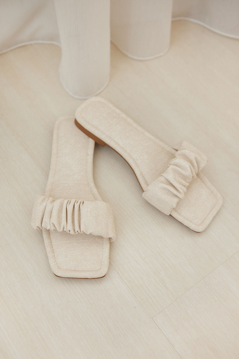 Winslet Ruching Sliders in Waterproof Linen - Image 5
