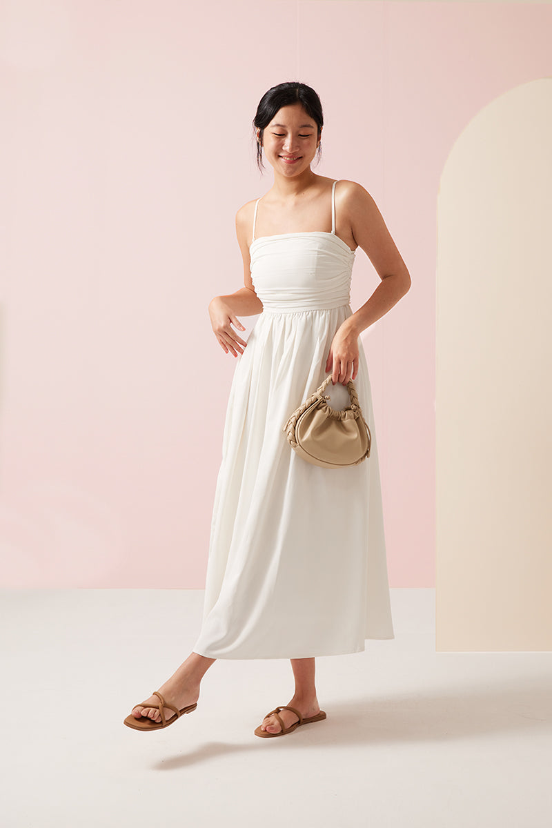 Yukiko Twist Strappy Sliders in Coffee - Image 3